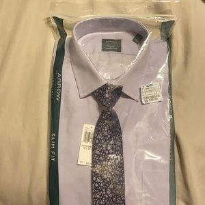 Arrow slim fit dress shirt and tie